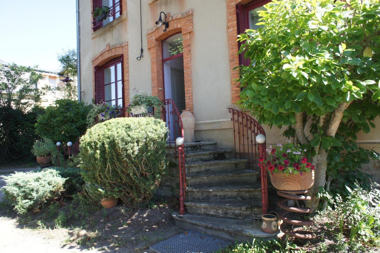 Mas Terre Chambres D'Hotes Lezoux エクステリア 写真